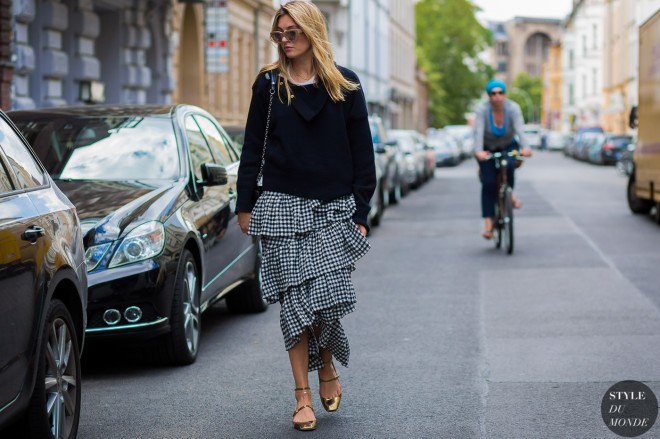 Camille-Charriere-by-STYLEDUMONDE-Street-Style-Fashion-Photography0E2A2001-700x467@2x